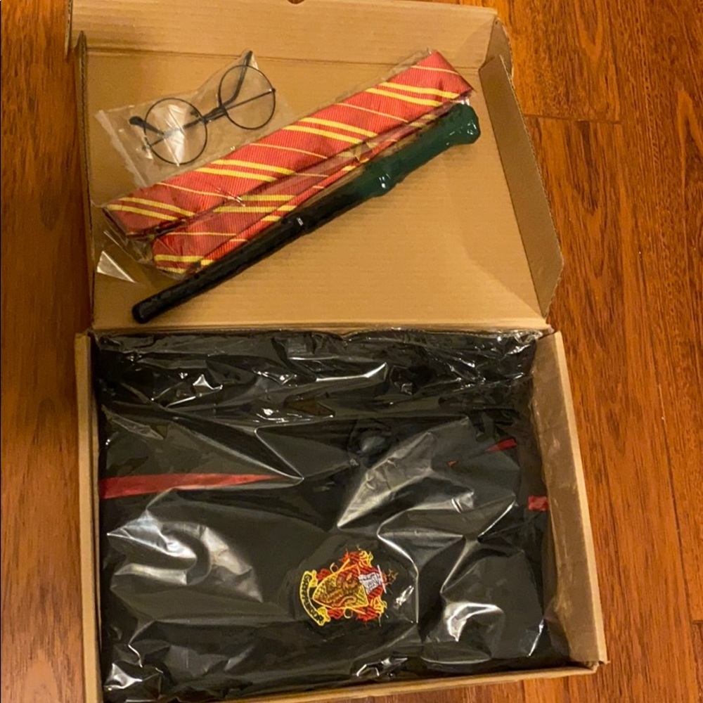 NWT adult Harry Potter Costume